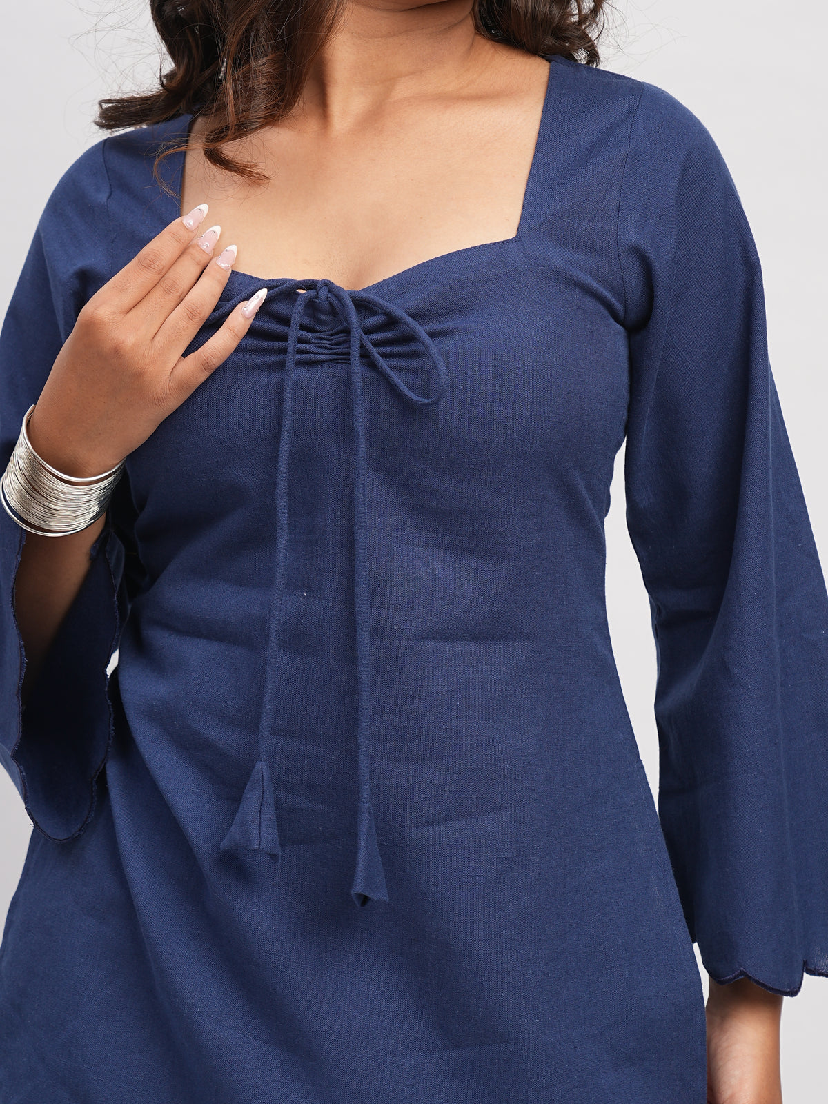 Adaa Scalloped Sleeve Kurta Set