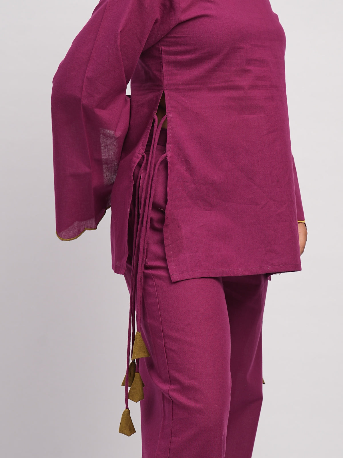 Berry Scalloped Sleeves Kurta Set