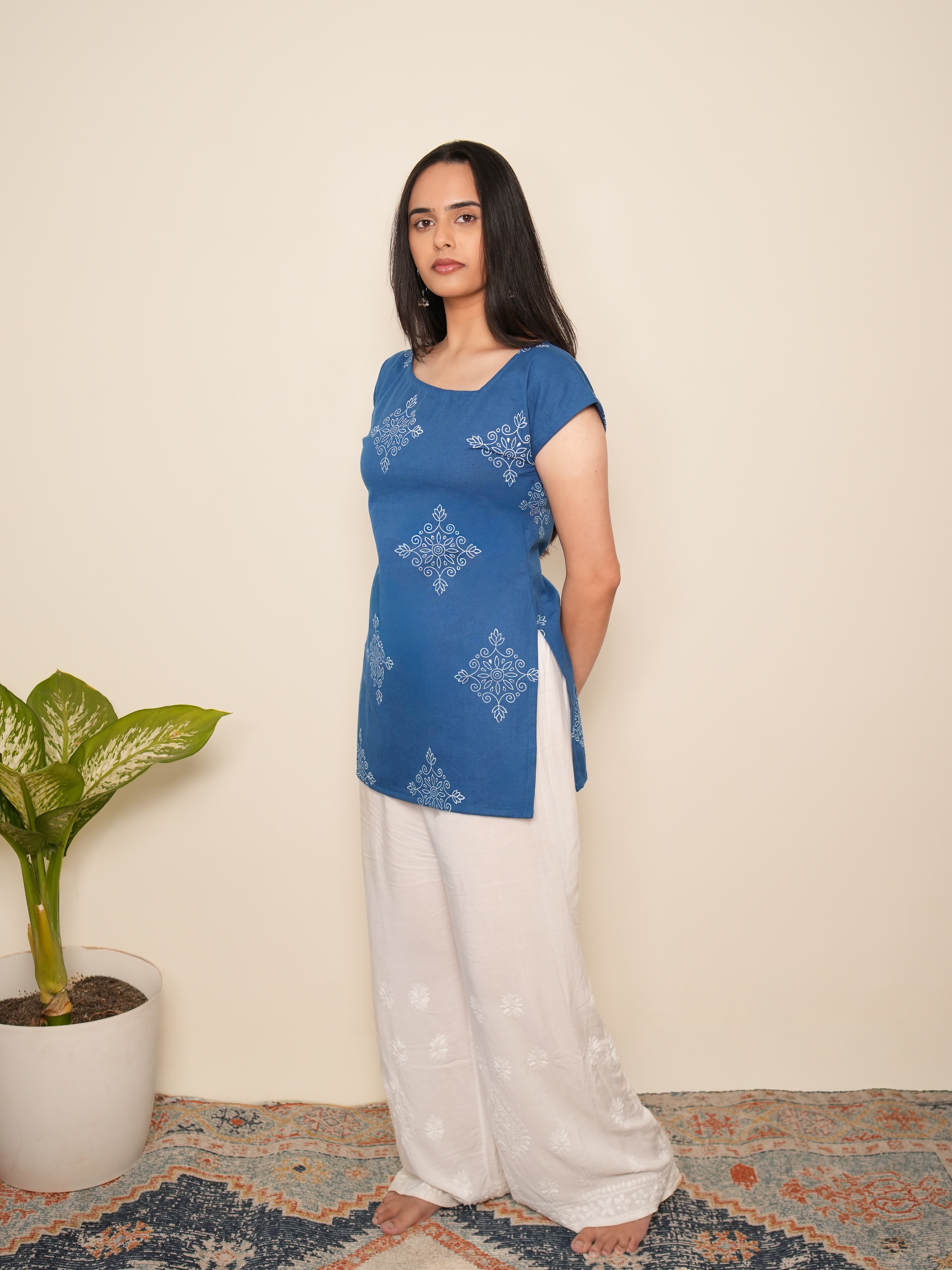 Lolo Short Kurti