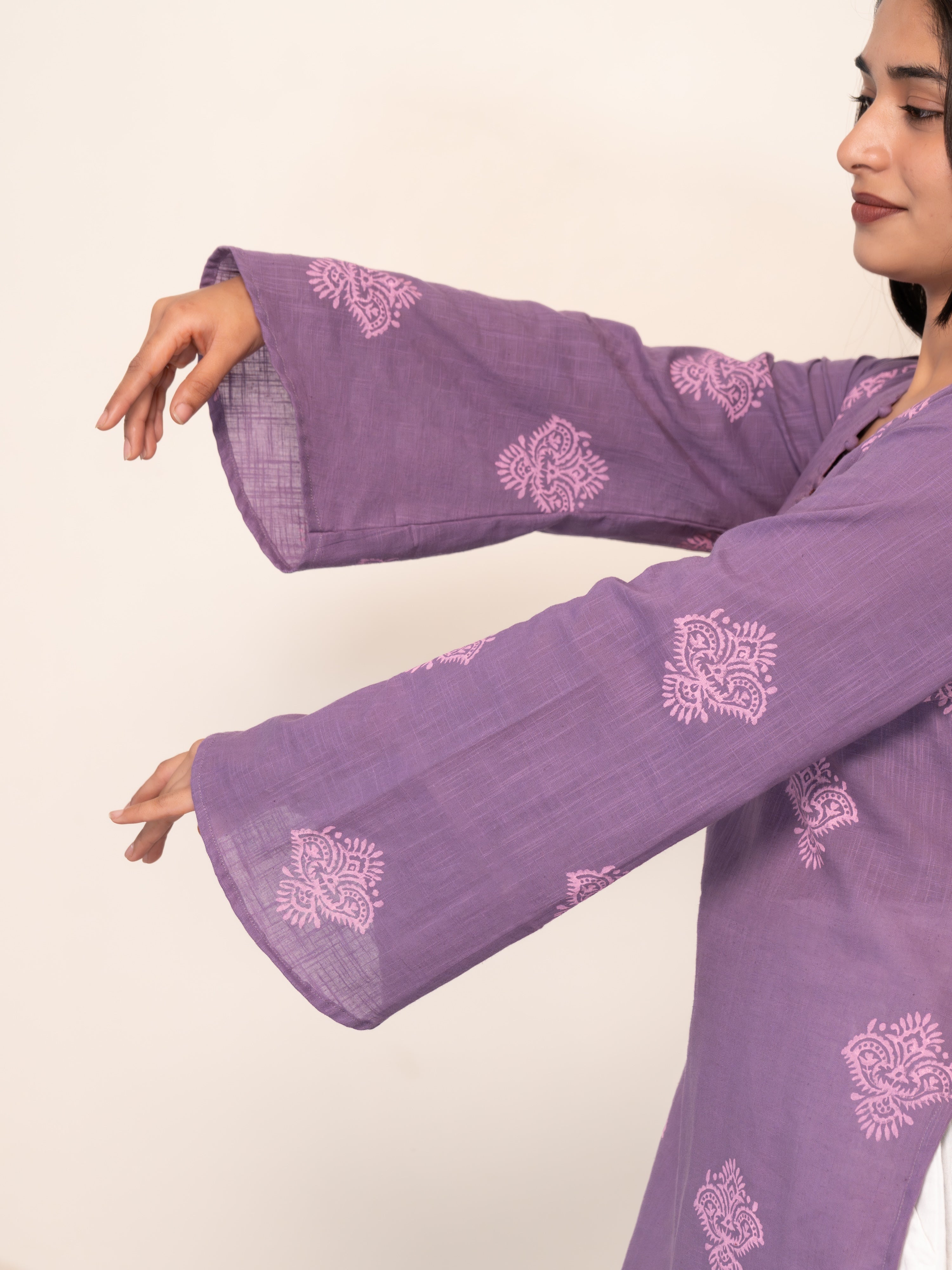 Lily Bell Sleeved Short Kurti