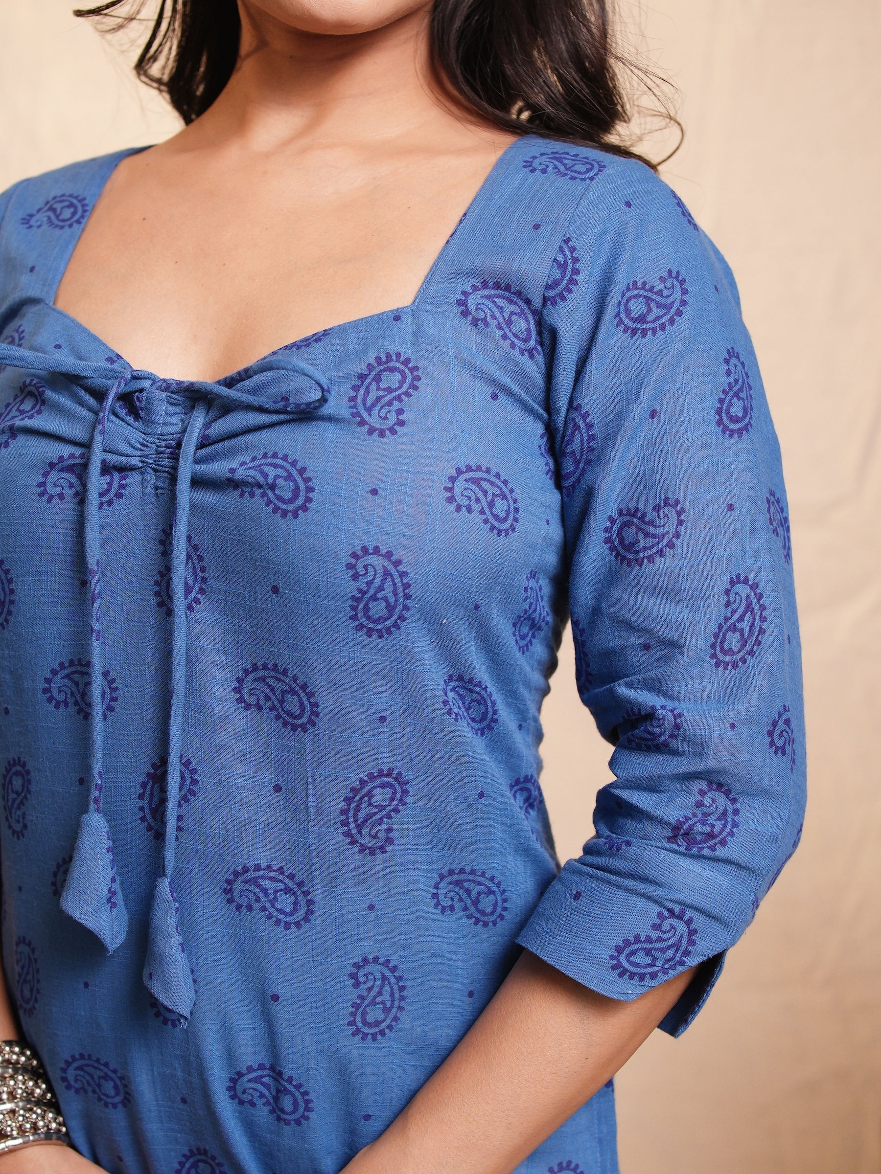 Neel Long Kurti