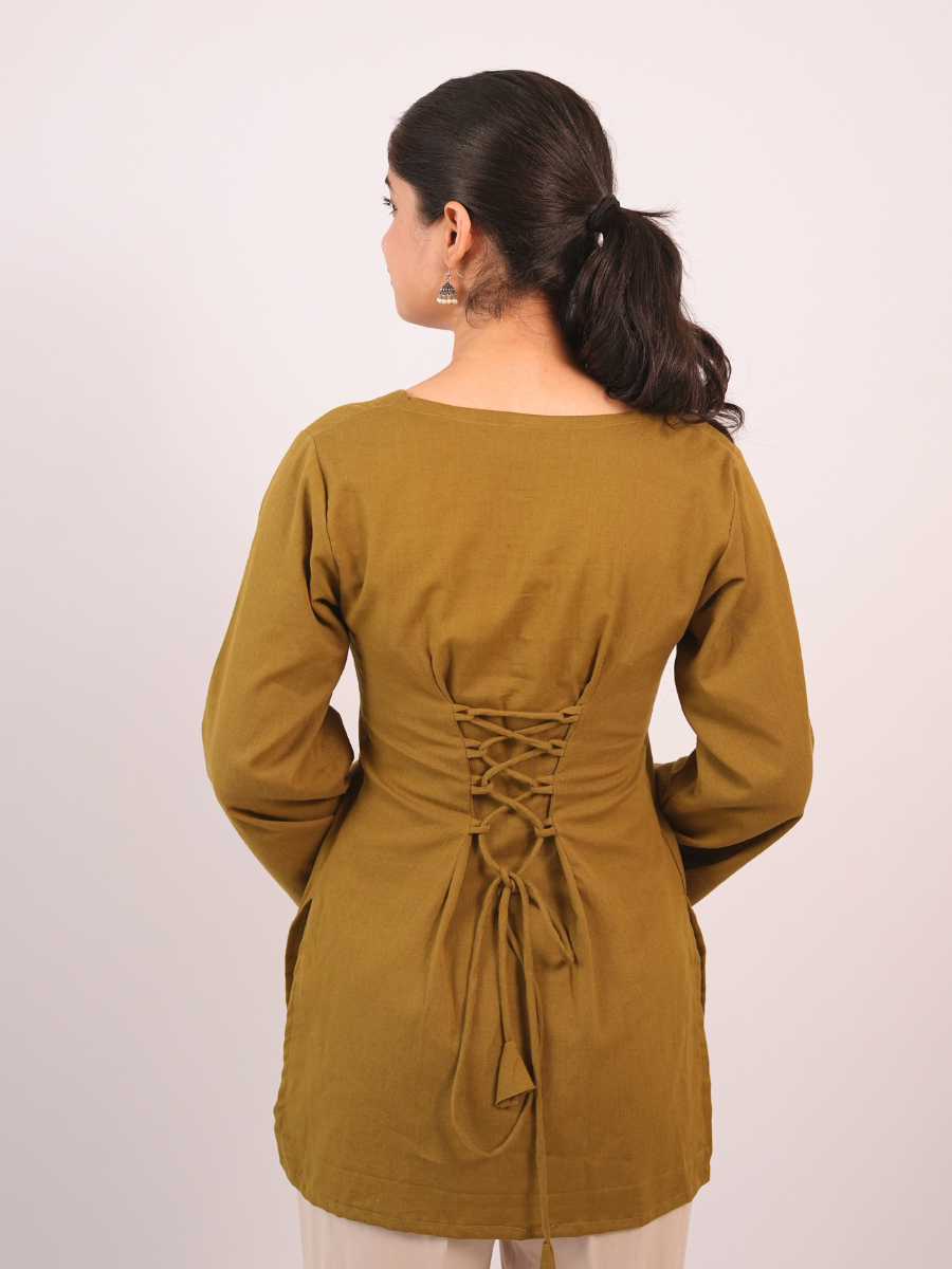 Sara Scallop Sleeved Short Kurti