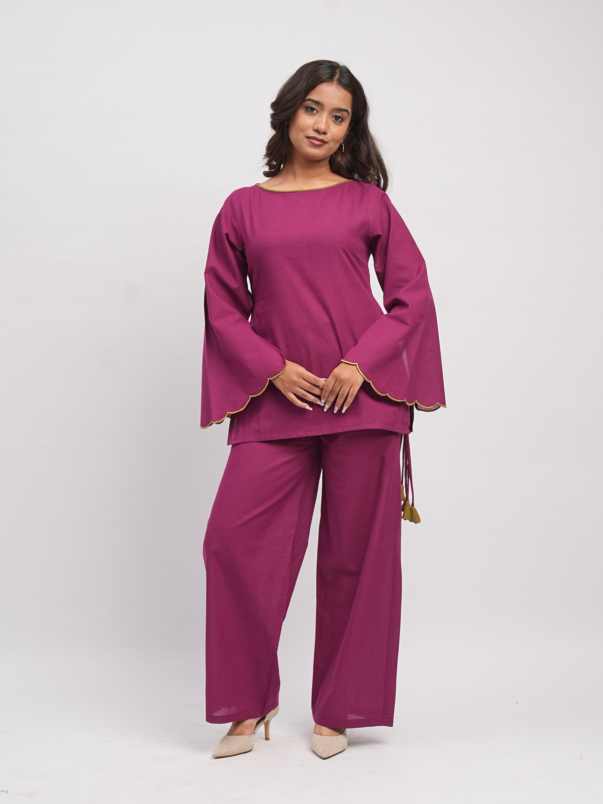 Berry Scalloped Sleeves Kurta Set
