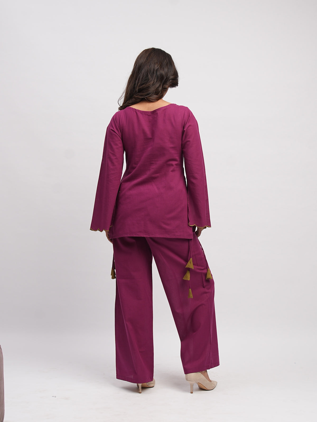 Berry Scalloped Sleeves Kurta Set