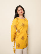 Sunehri Bell Sleeved Short Kurti