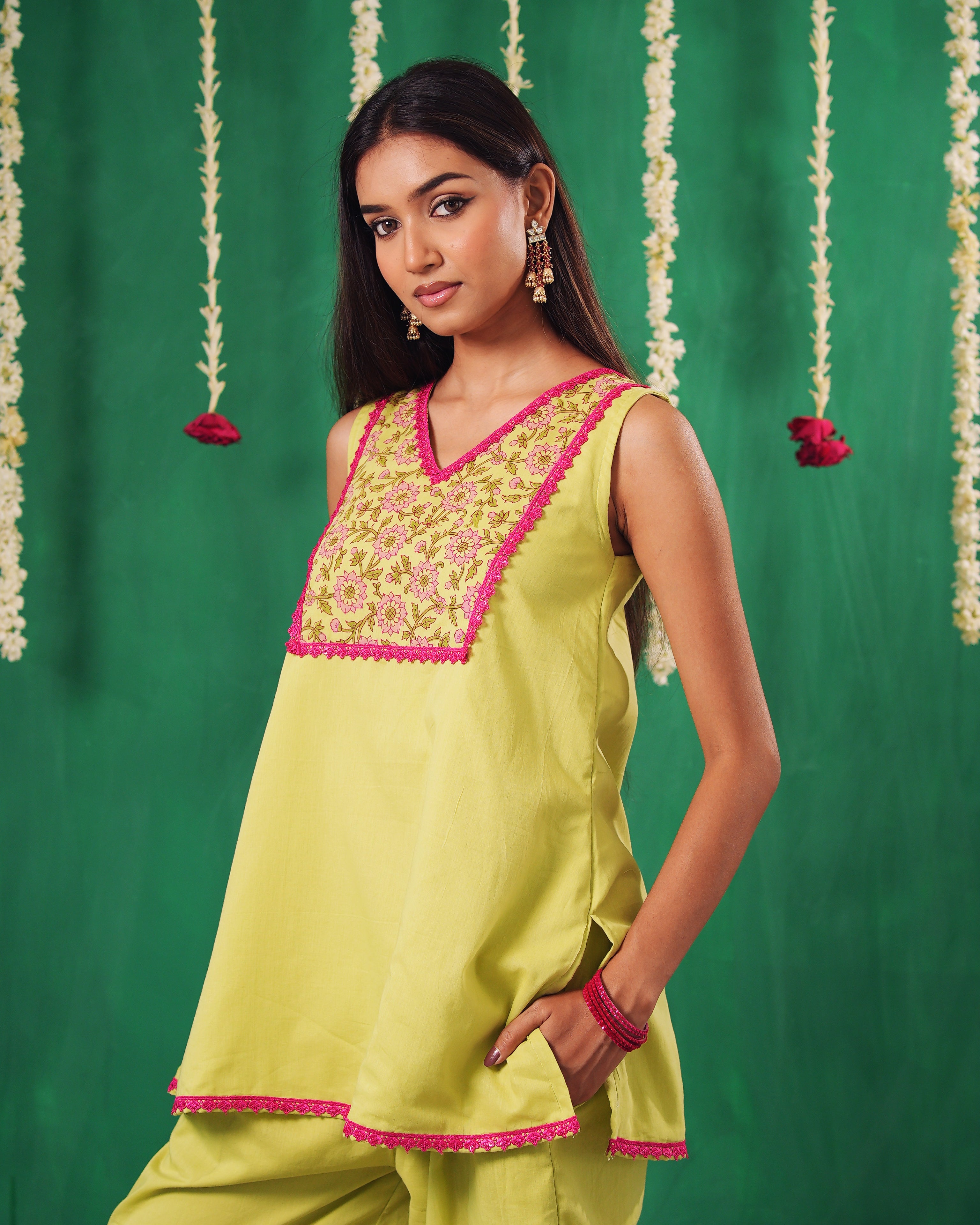 Barfi Mul Mul Kurta Set