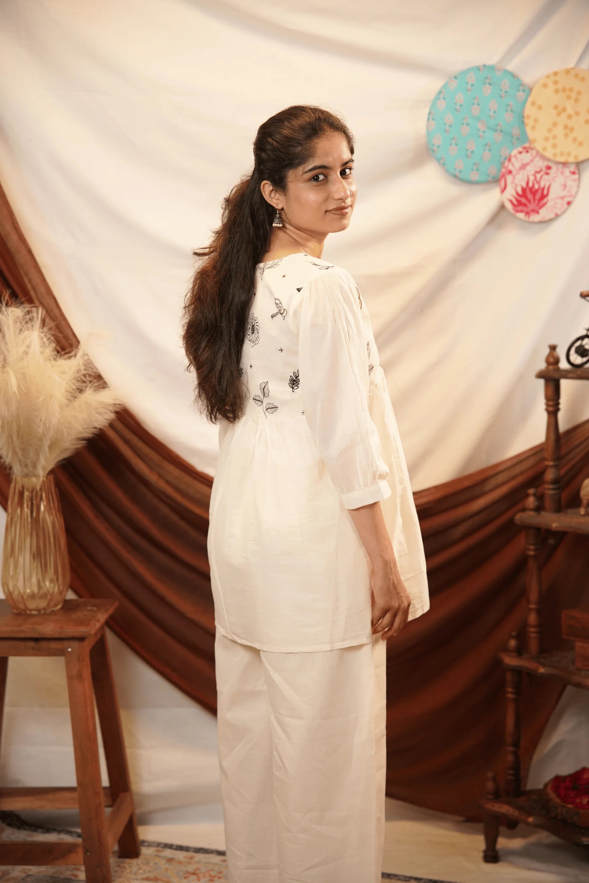 Chandni Embroidered Kurta Set