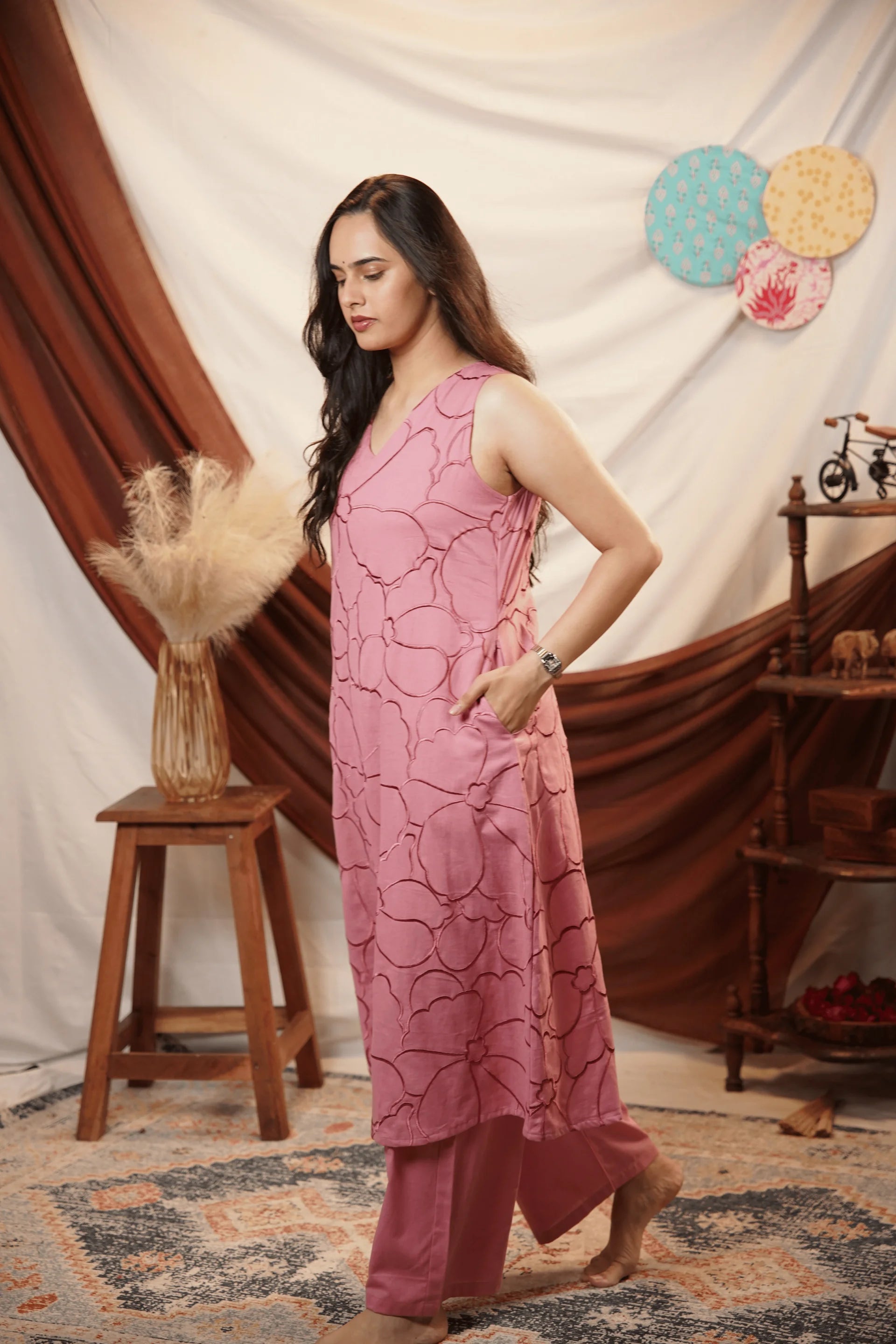 Gulaab Embroidered Kurta Set