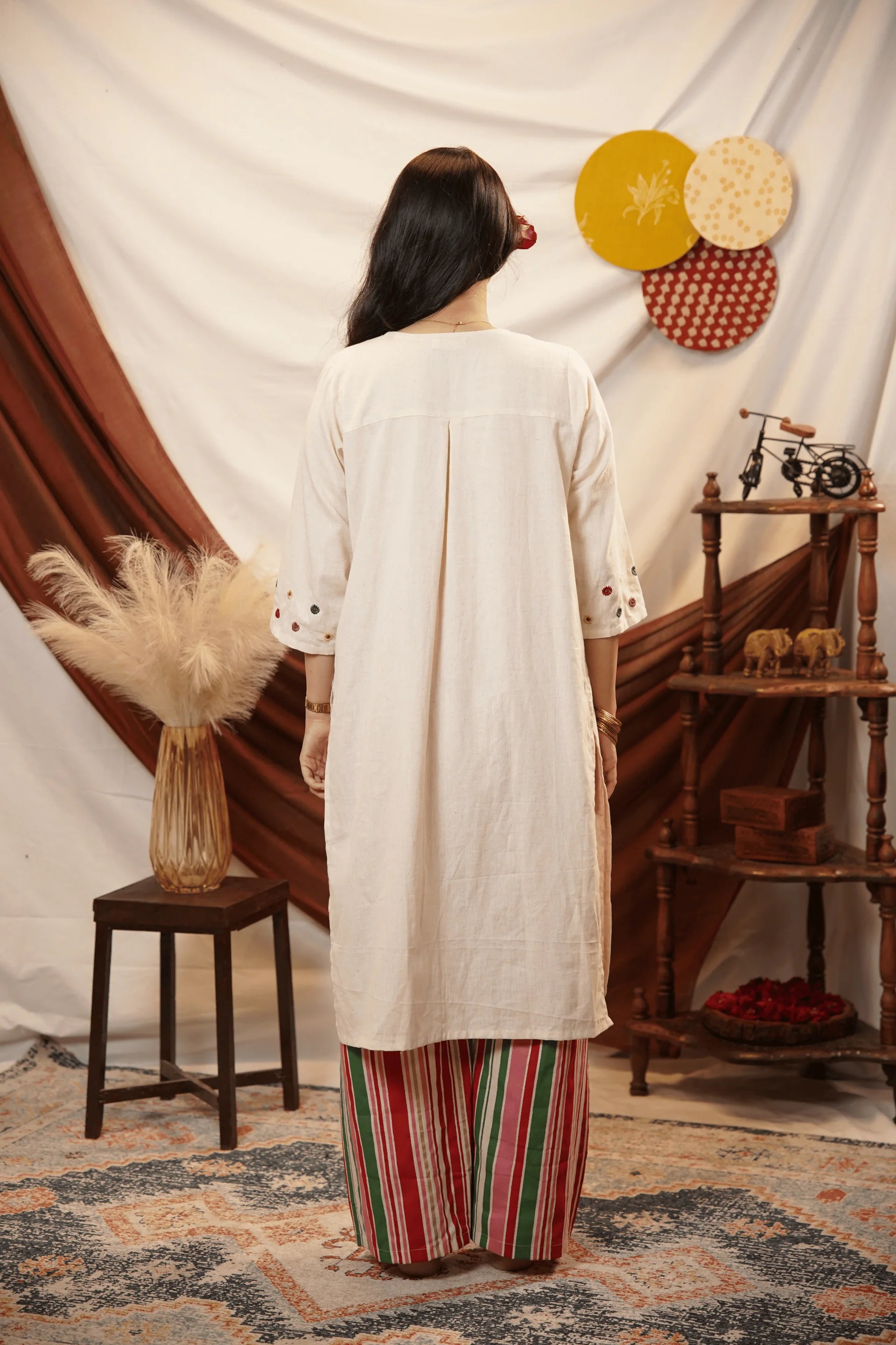 Vasanti Embroidered Kurta Set